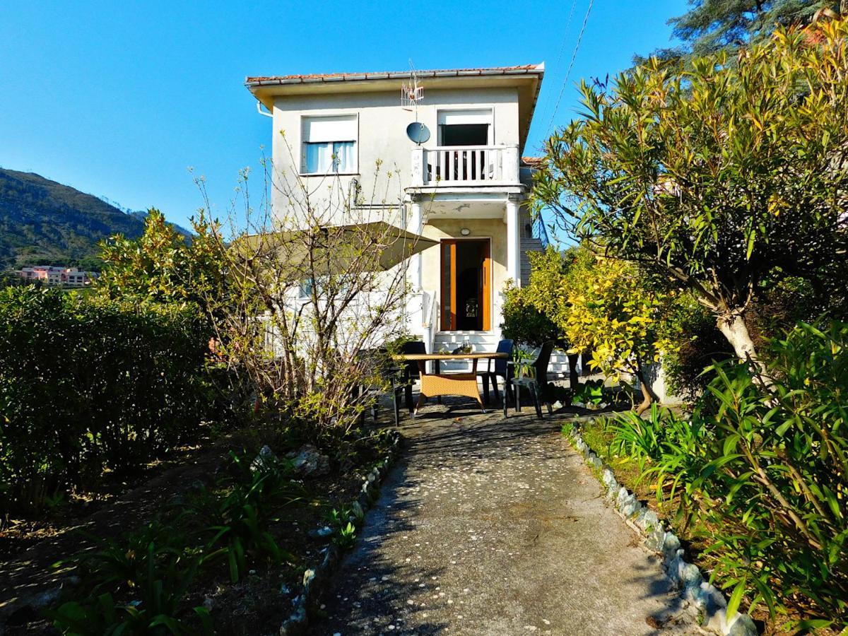 Villa unifamiliare con posto auto! Levanto Esterno foto